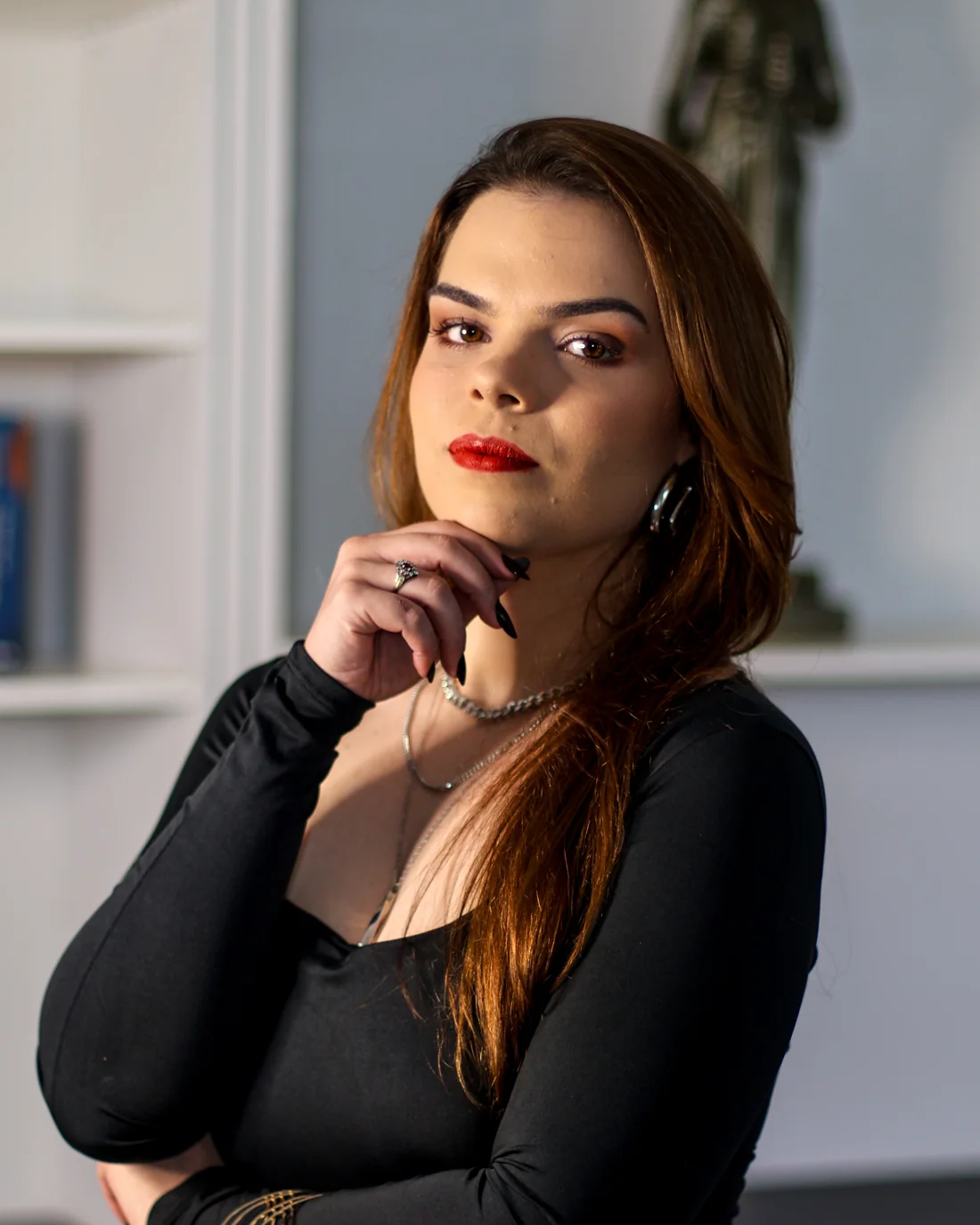 Dra. Beatriz Striquer Arruda, advogada criminalista, em seu escritório